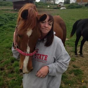 Meet your Posher, Tina